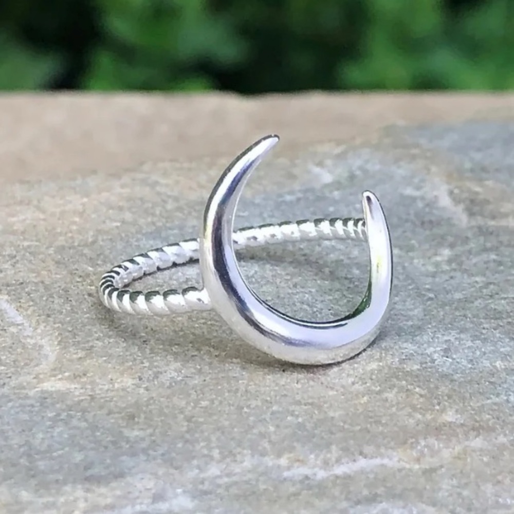 Silver Crescent Moon Ring